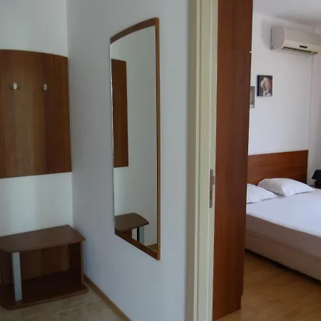 Sea Garden аpartments In 