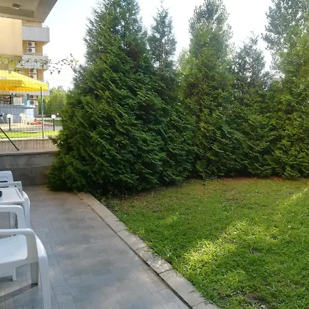 Sea Garden аpartments In 